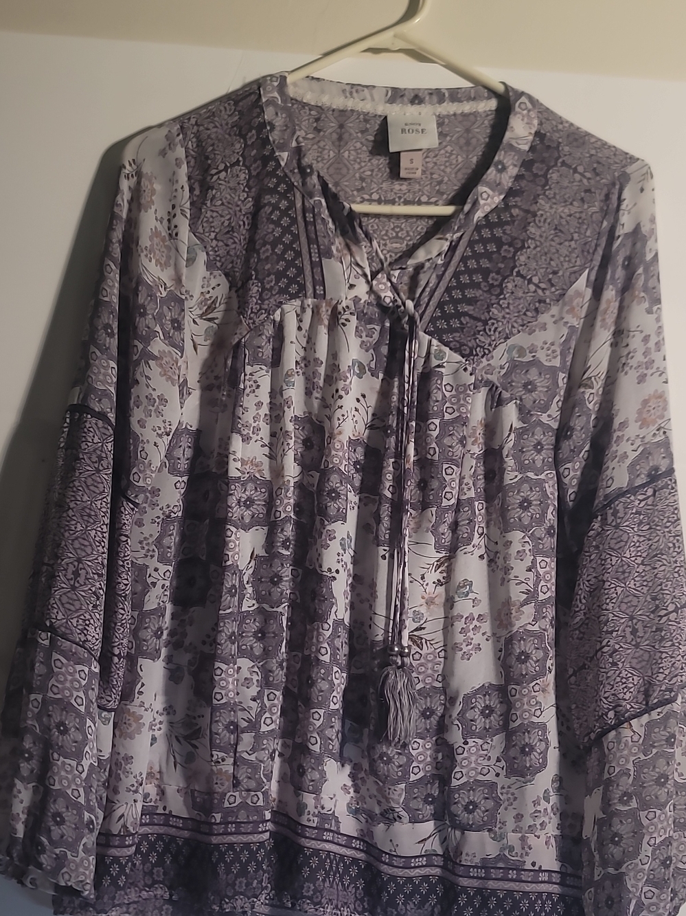 Knox Rose Lavender Paisley Tie-Neck Peasant Top
